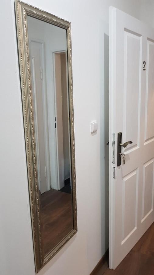 Ubytovani V Soukromi - Apartman Meran Svoboda nad Upou Exterior photo